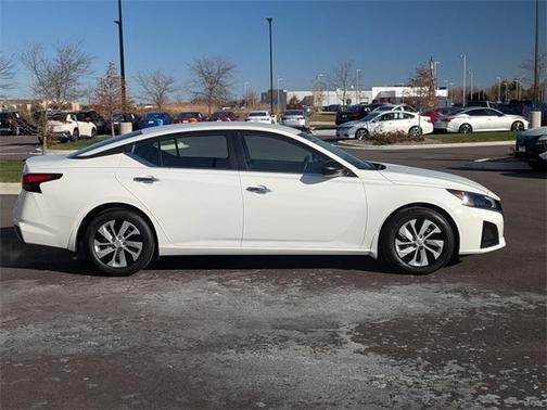 2024 Nissan Altima 2.5 S