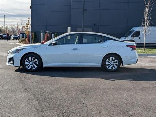 2024 Nissan Altima 2.5 S