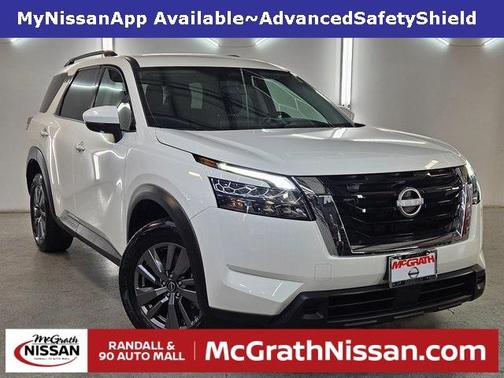 2024 Nissan Pathfinder SV
