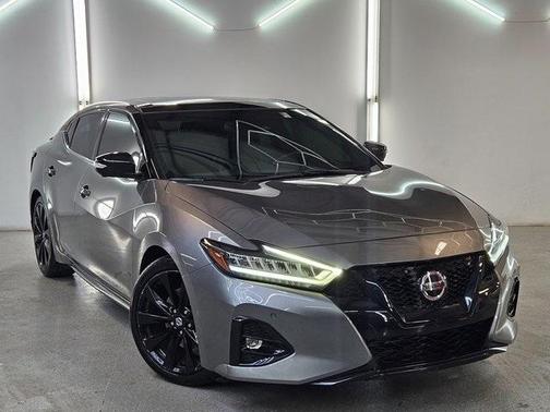 2021 Nissan Maxima SR