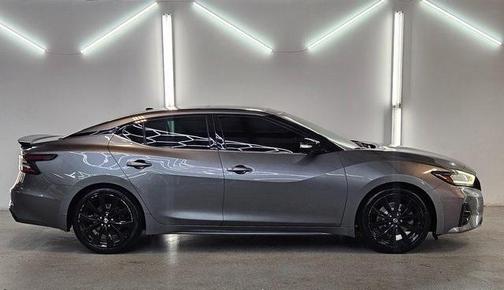 2021 Nissan Maxima SR