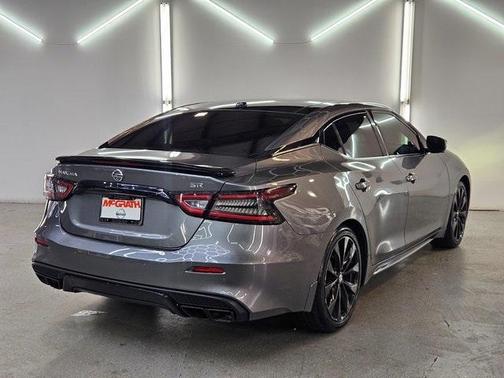 2021 Nissan Maxima SR