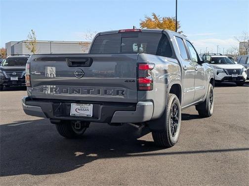 2026 Nissan Frontier SV