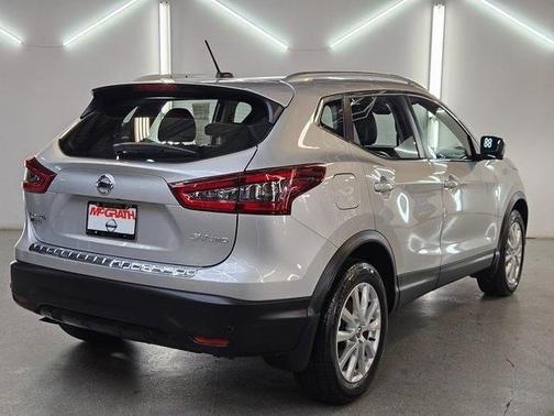 2022 Nissan Rogue Sport SV