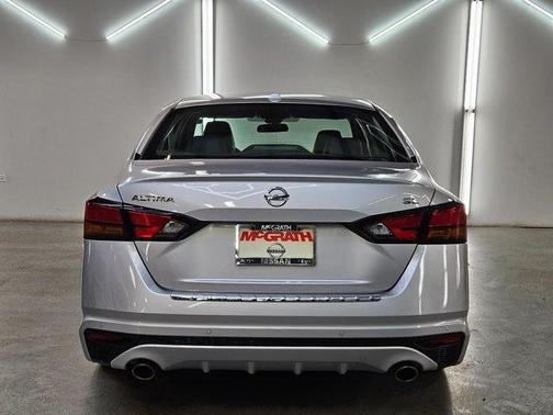 2022 Nissan Altima 2.5 SL