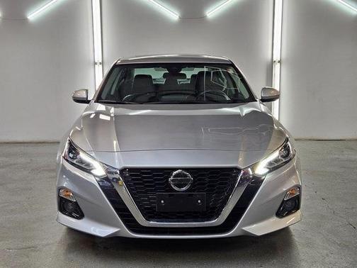 2022 Nissan Altima 2.5 SL