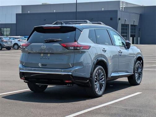 2025 Nissan Rogue Platinum