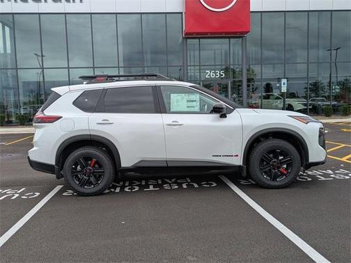 2025 Nissan Rogue Rock Creek