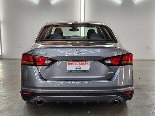 2020 Nissan Altima 2.5 SV