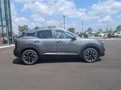 2025 Nissan Kicks SV