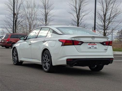 2024 Nissan Altima 2.0 SR