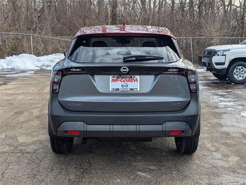 2025 Nissan Kicks SV