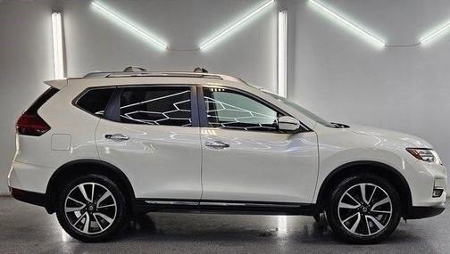 2017 Nissan Rogue SL