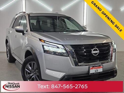 2024 Nissan Pathfinder SV