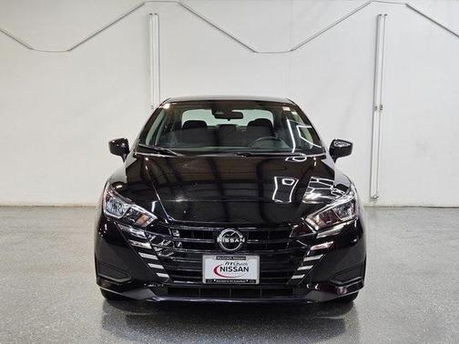 2023 Nissan Versa 1.6 SV