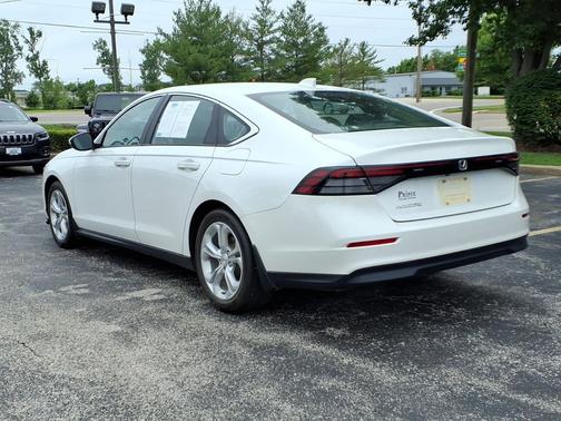 Platinum White Pearl 2023 Honda Accord LX 1.5T