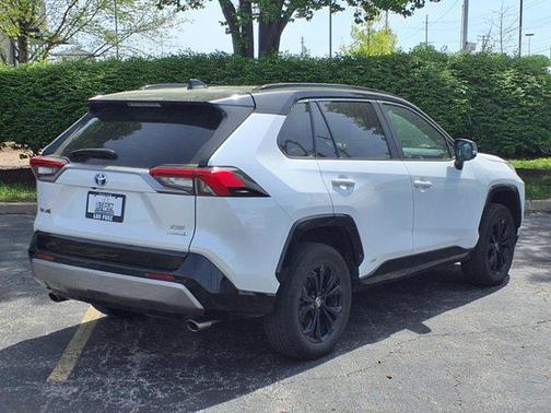 2023 Toyota RAV4 Hybrid SE