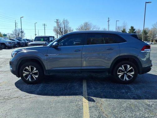 2024 Volkswagen Atlas Cross Sport 2.0T SE