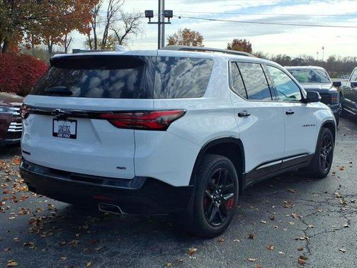 2023 Chevrolet Traverse Premier