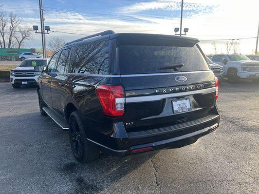 2023 Ford Expedition XLT