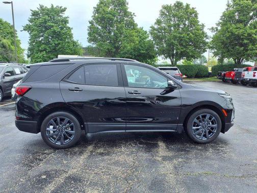 2022 Chevrolet Equinox RS
