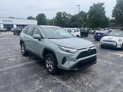 2023 Toyota RAV4 XLE