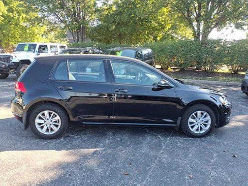2017 Volkswagen Golf TSI Wolfsburg Edition 4-Door
