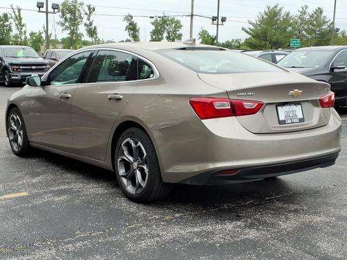 Mineral Gray Metallic 2024 Chevrolet Malibu LT