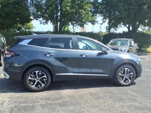 2025 Kia Sportage EX