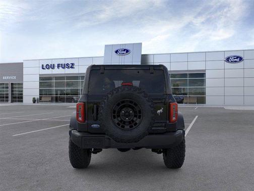 Shadow Black 2026 Ford Bronco Outer Banks
