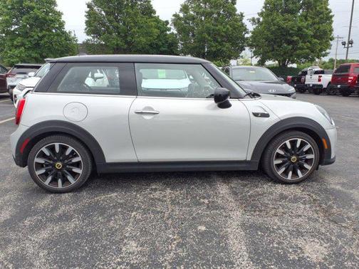 2022 MINI Hardtop Cooper S