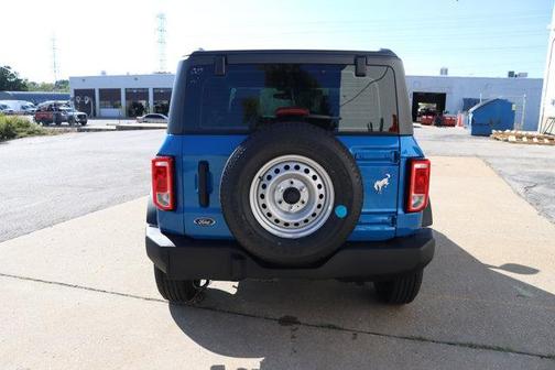2025 Ford Bronco Base 2 Door 4x4