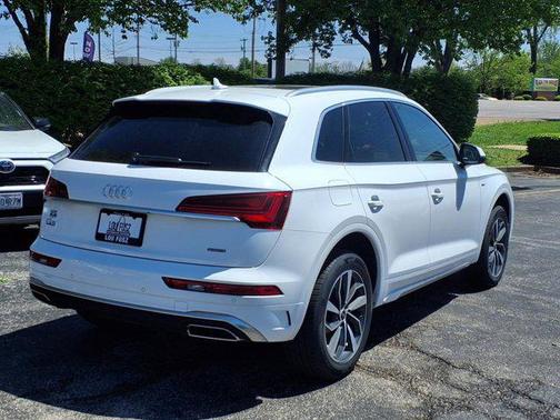 2024 Audi Q5 45 S line Premium Plus