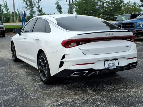 Glacial White Pearl 2024 Kia K5 GT-Line