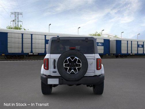 Oxford White 2026 Ford Bronco Outer Banks