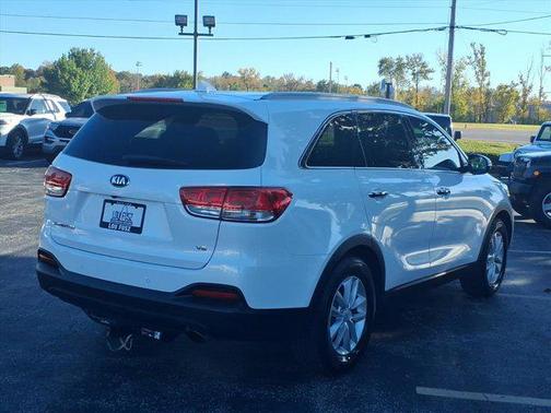 2018 Kia Sorento LX