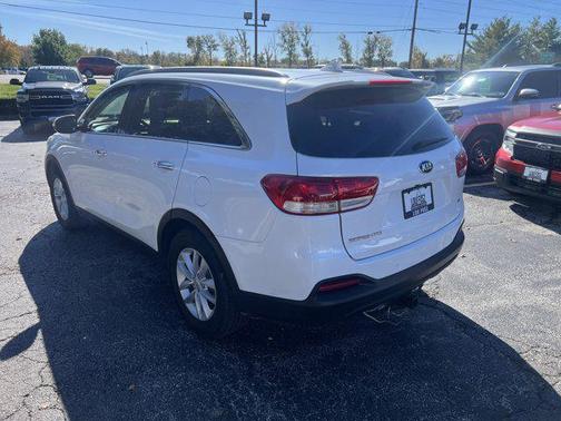 2018 Kia Sorento LX