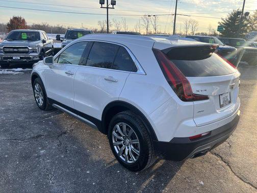 2019 Cadillac XT4 Premium Luxury