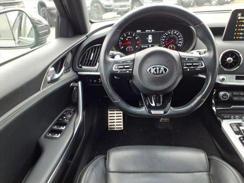 2019 Kia Stinger GT2
