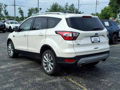 White Platinum Clearcoat Metallic 2018 Ford Escape Titanium