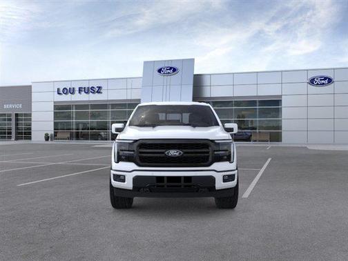 Star White Metallic Tri-Coat 2026 Ford F-150 Lariat