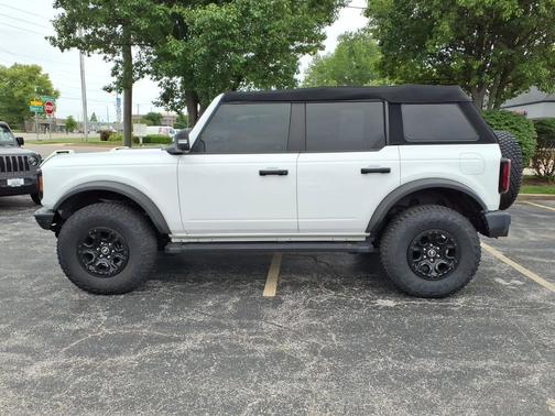 Oxford White 2022 Ford Bronco Wildtrak