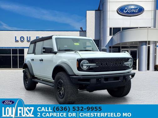 Oxford White 2022 Ford Bronco Wildtrak