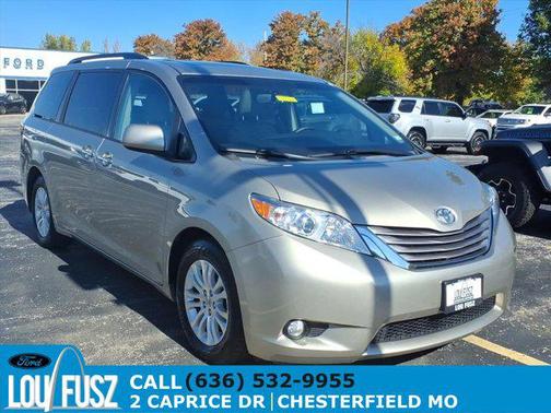 2015 Toyota Sienna XLE