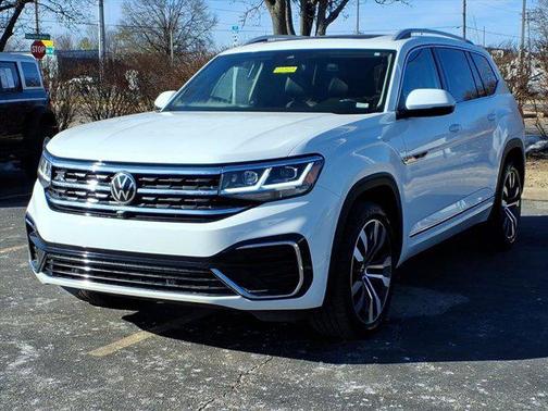 2022 Volkswagen Atlas 3.6L SEL Premium