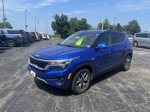 2022 Kia Seltos EX