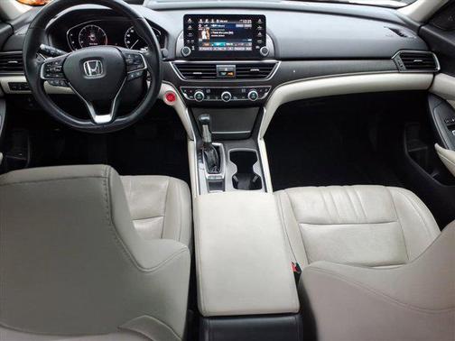 2018 Honda Accord Touring 1.5T