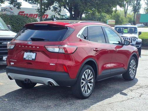 2020 Ford Escape Titanium