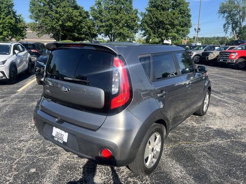 Titanium Gray 2017 Kia Soul Base