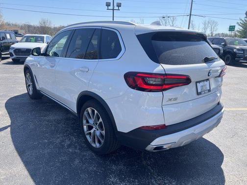 Alpine White 2021 BMW X5 xDrive40i